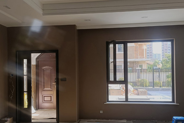 通遼斷橋鋁門窗對比普通系統(tǒng)門窗有哪些優(yōu)點？